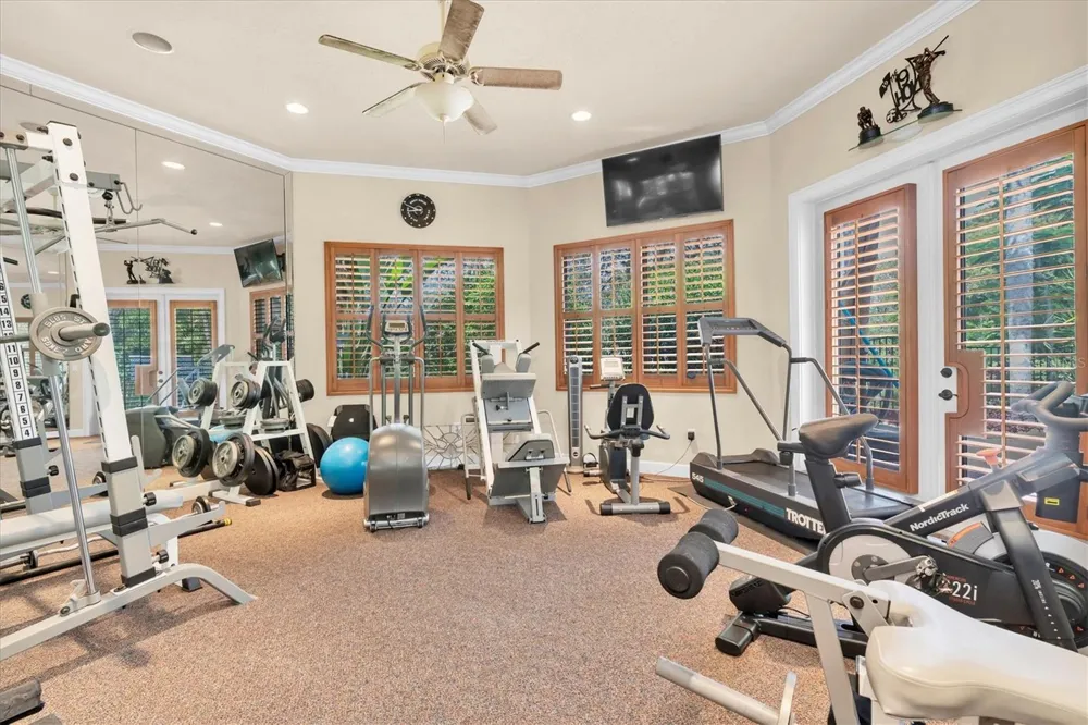 2861 ROEHAMPTON CLOSE Tarpon Springs, FL 34688