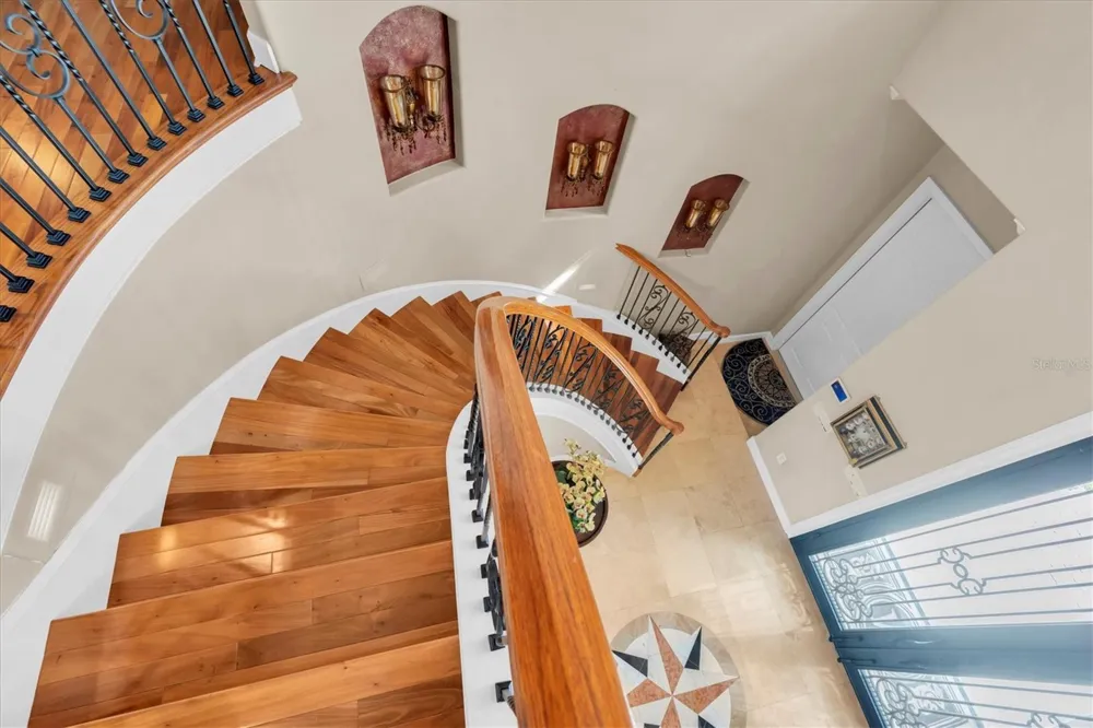 2861 ROEHAMPTON CLOSE Tarpon Springs, FL 34688