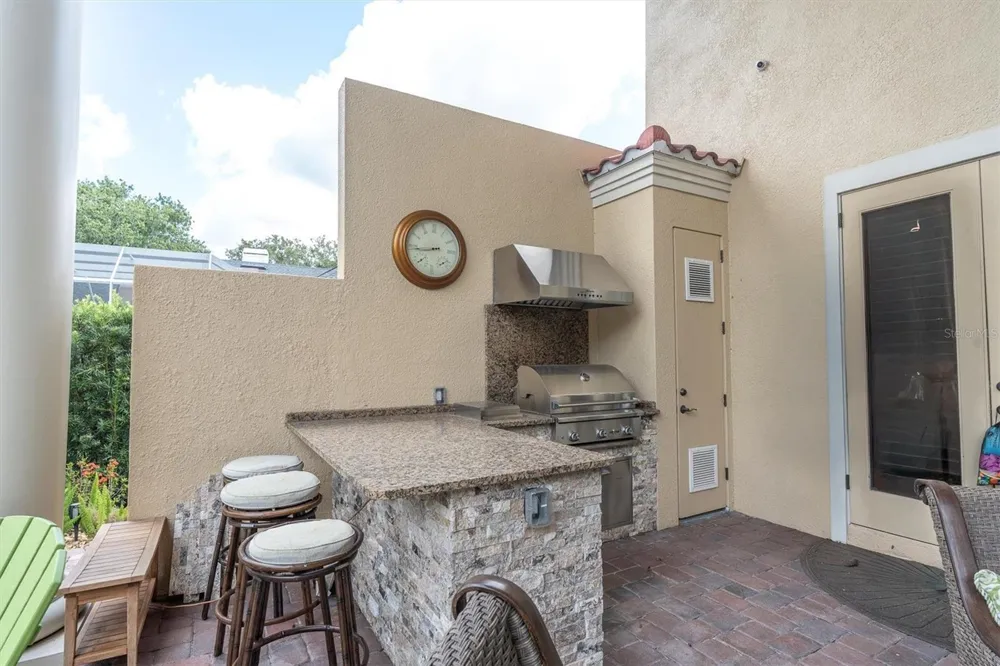 2861 ROEHAMPTON CLOSE Tarpon Springs, FL 34688