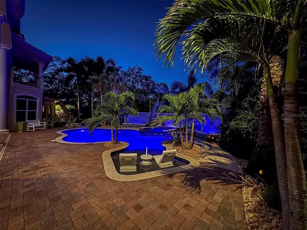 2861 ROEHAMPTON CLOSE Tarpon Springs, FL 34688
