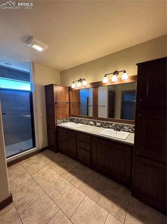 1925 Doe Valley Road Guffey, CO 80820