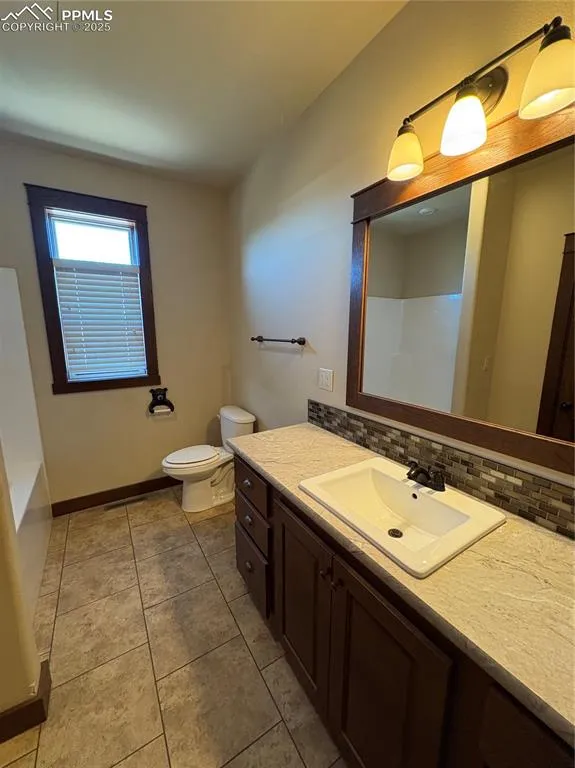 1925 Doe Valley Road Guffey, CO 80820