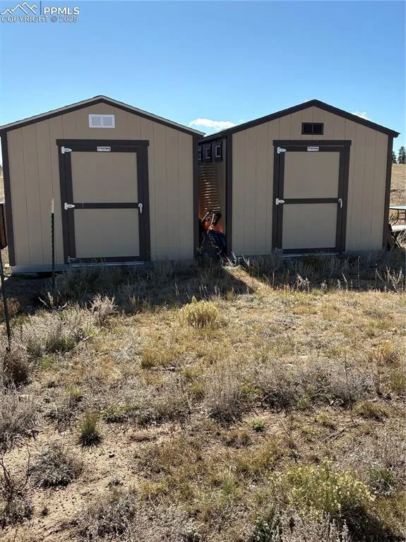 1925 Doe Valley Road Guffey, CO 80820