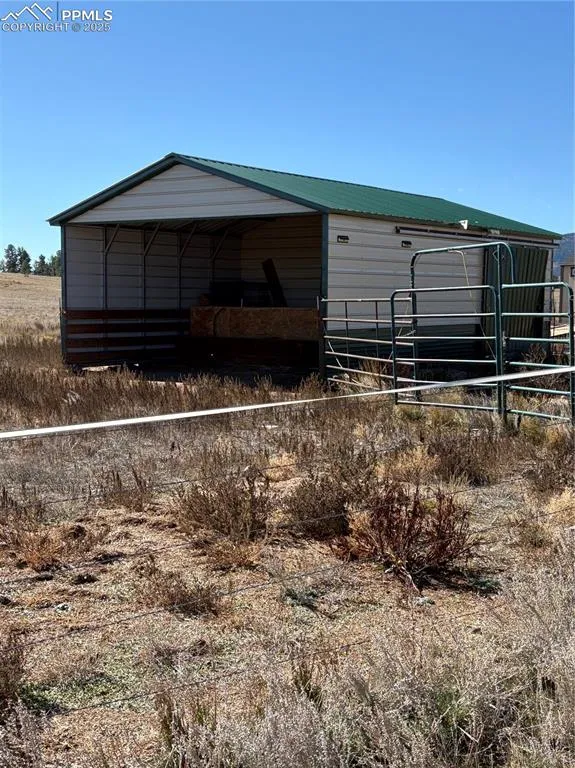 1925 Doe Valley Road Guffey, CO 80820