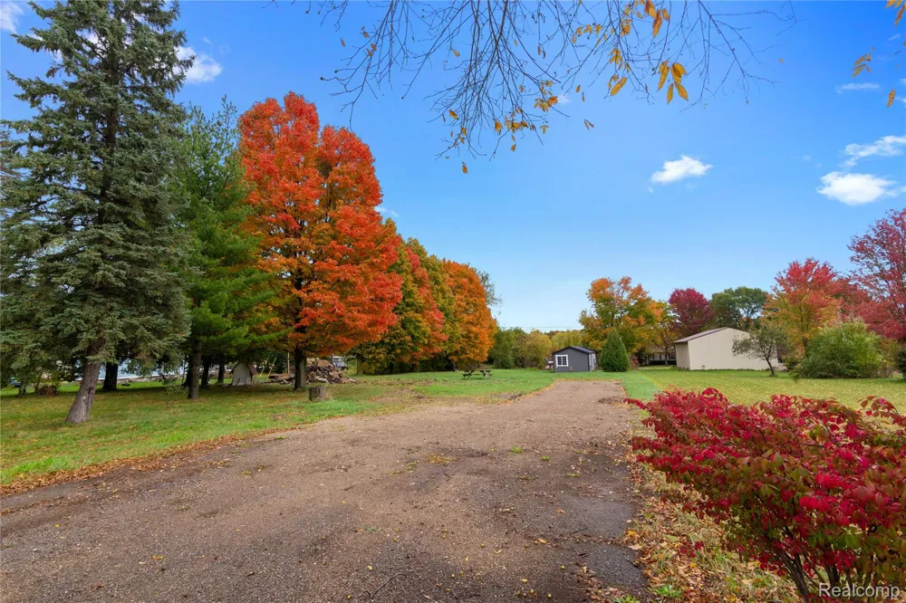 66301 County Road 681 Hartford City, MI 49057