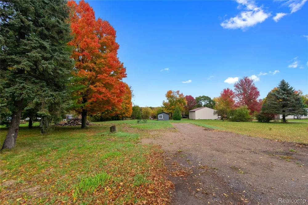 66301 County Road 681 Hartford City, MI 49057