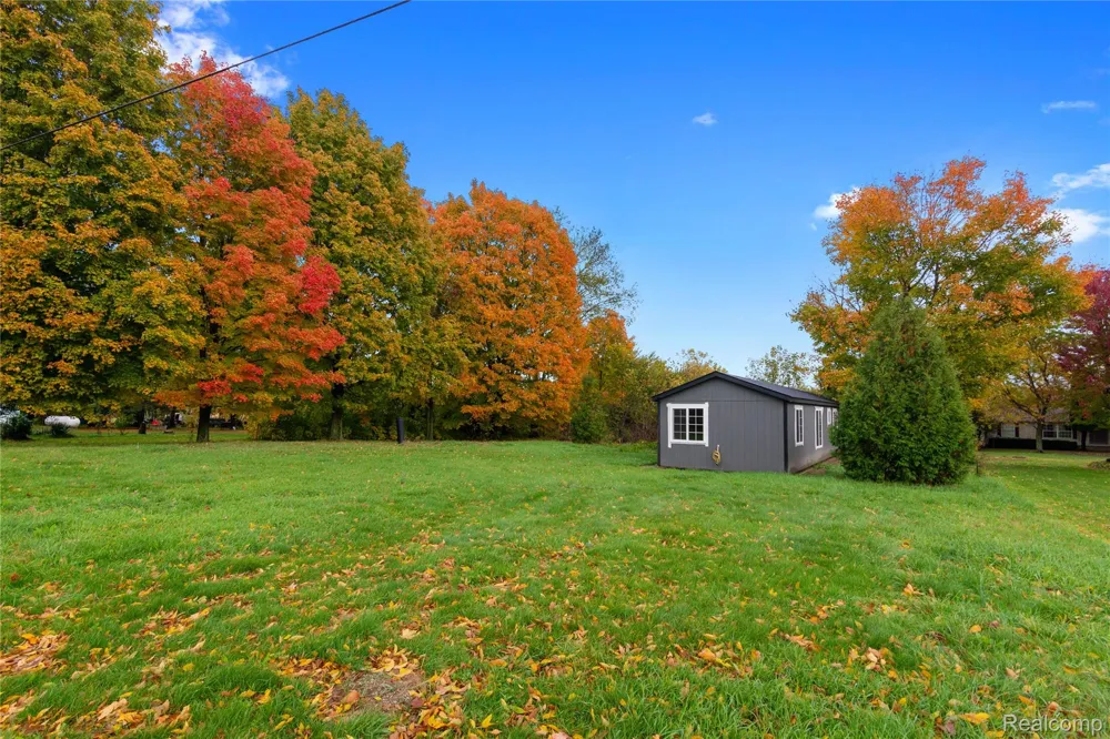 66301 County Road 681 Hartford City, MI 49057