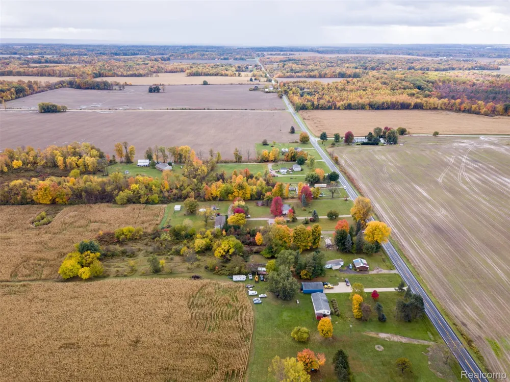 66301 County Road 681 Hartford City, MI 49057