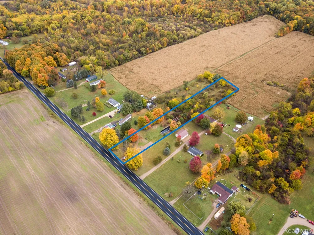 66301 County Road 681 Hartford City, MI 49057
