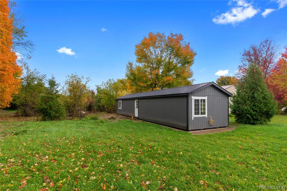 66301 County Road 681 Hartford City, MI 49057