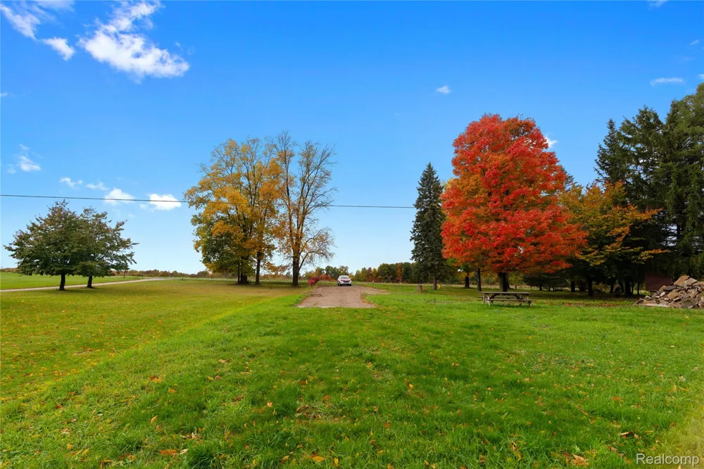 66301 County Road 681 Hartford City, MI 49057