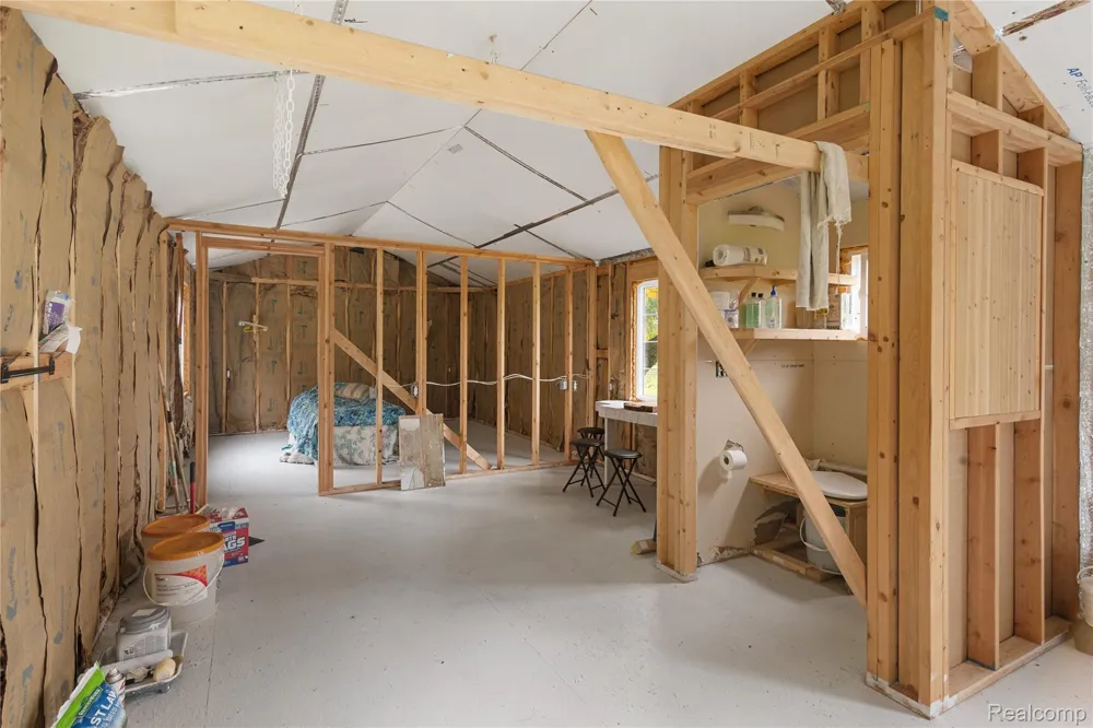 66301 County Road 681 Hartford City, MI 49057