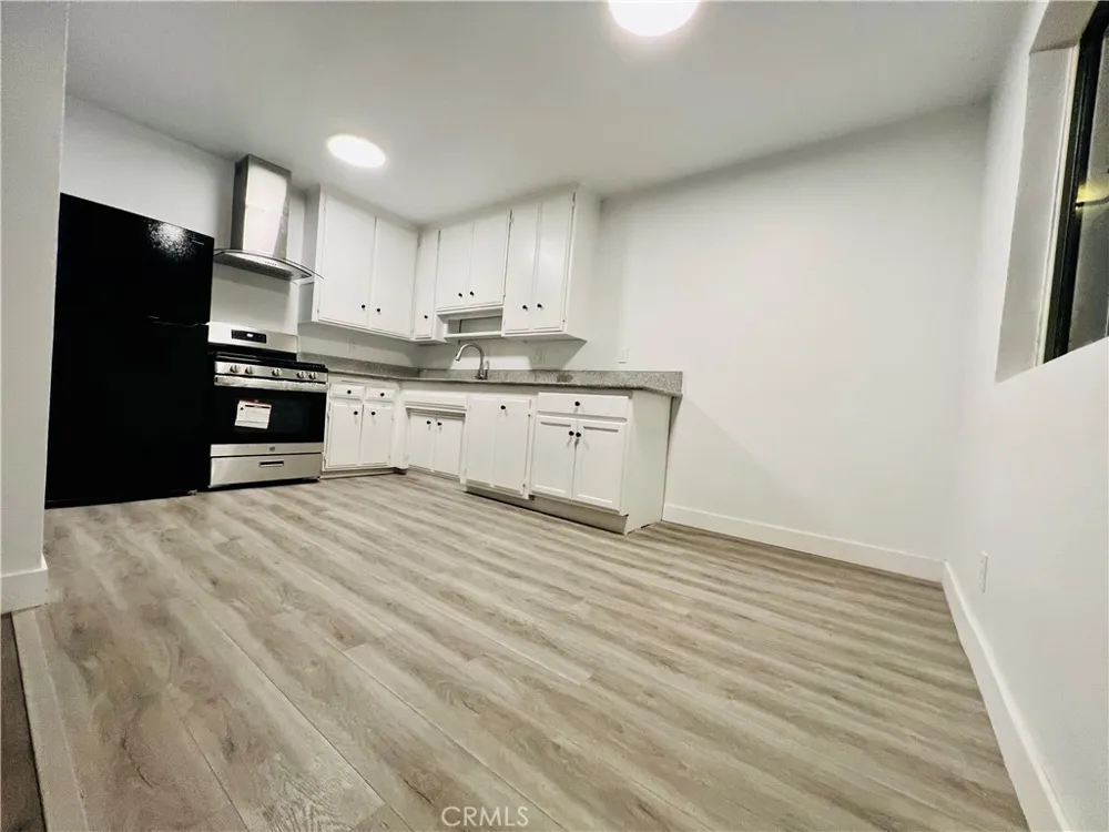 1449 S Point View Street Los Angeles, CA 90035