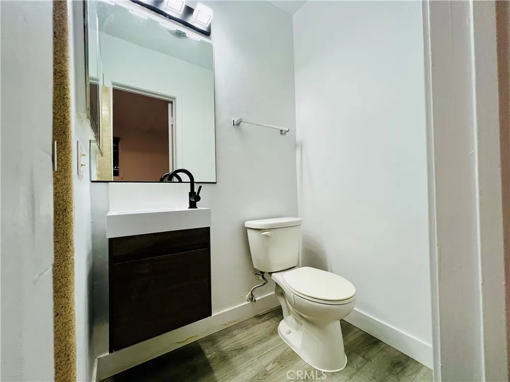 1449 S Point View Street Los Angeles, CA 90035