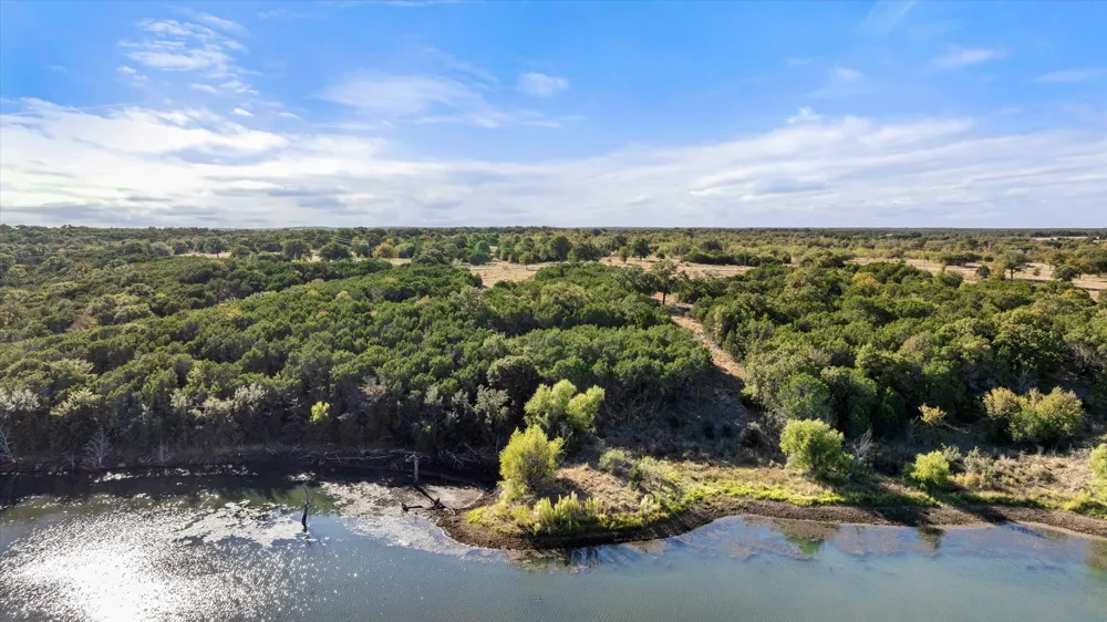 190 New Hope Lane Palo Pinto, TX 76484