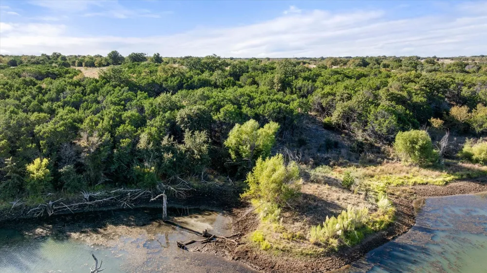 190 New Hope Lane Palo Pinto, TX 76484