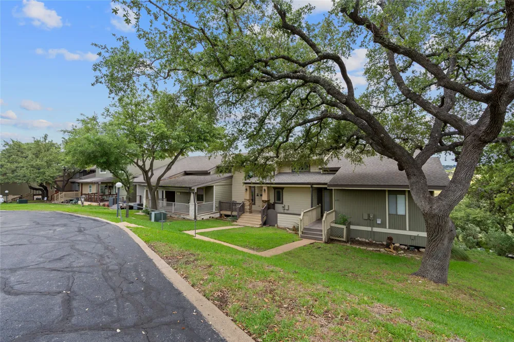 287 Venture Boulevard Point Venture, TX 78645