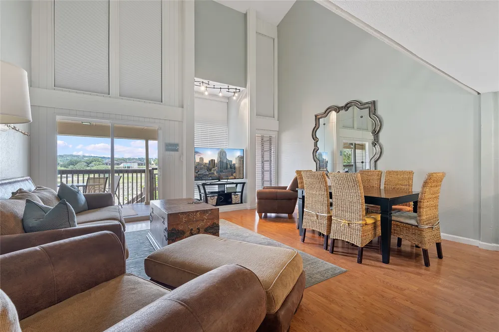 287 Venture Boulevard Point Venture, TX 78645