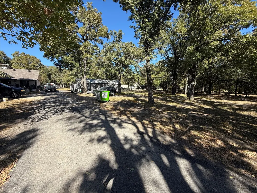 32894 County Road 2142 Kemp, TX 75143