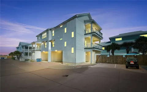 3087 S 11th Street #401