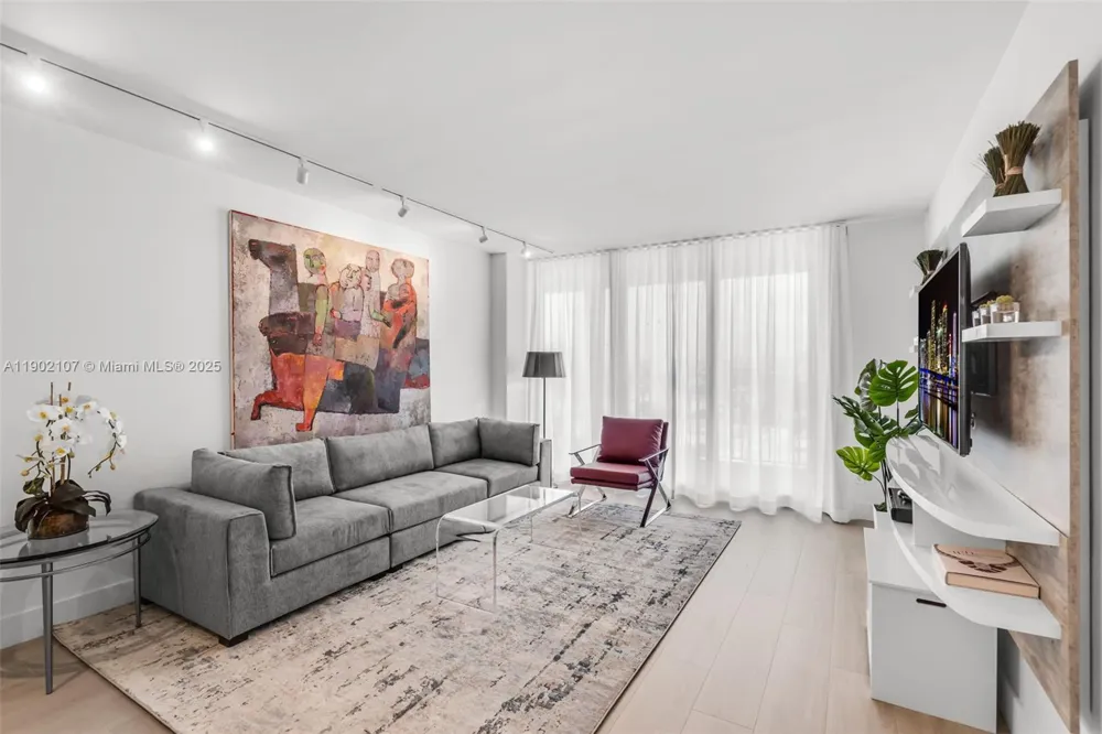 1500 Ocean Dr #1109 Miami Beach, FL 33139