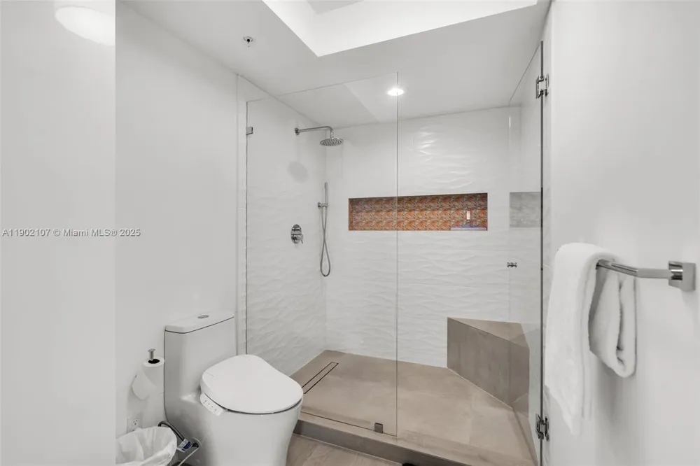 1500 Ocean Dr #1109 Miami Beach, FL 33139