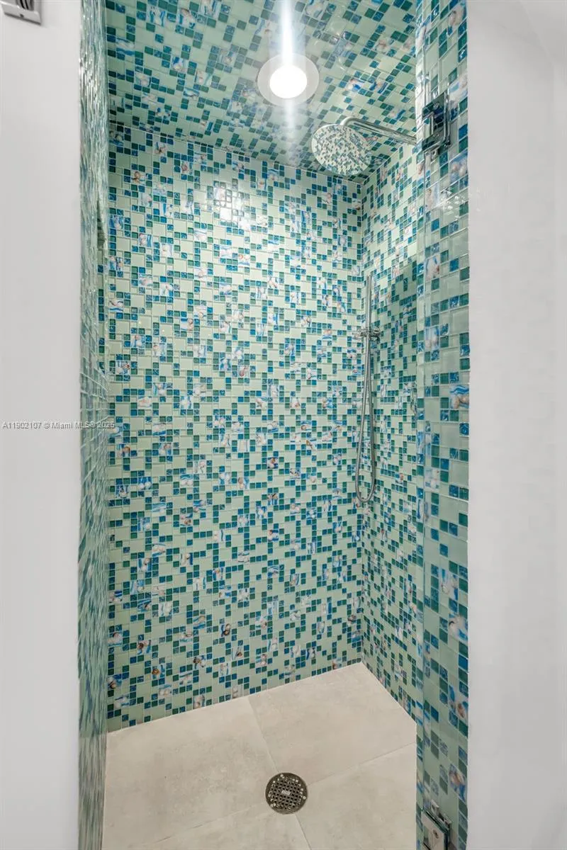 1500 Ocean Dr #1109 Miami Beach, FL 33139