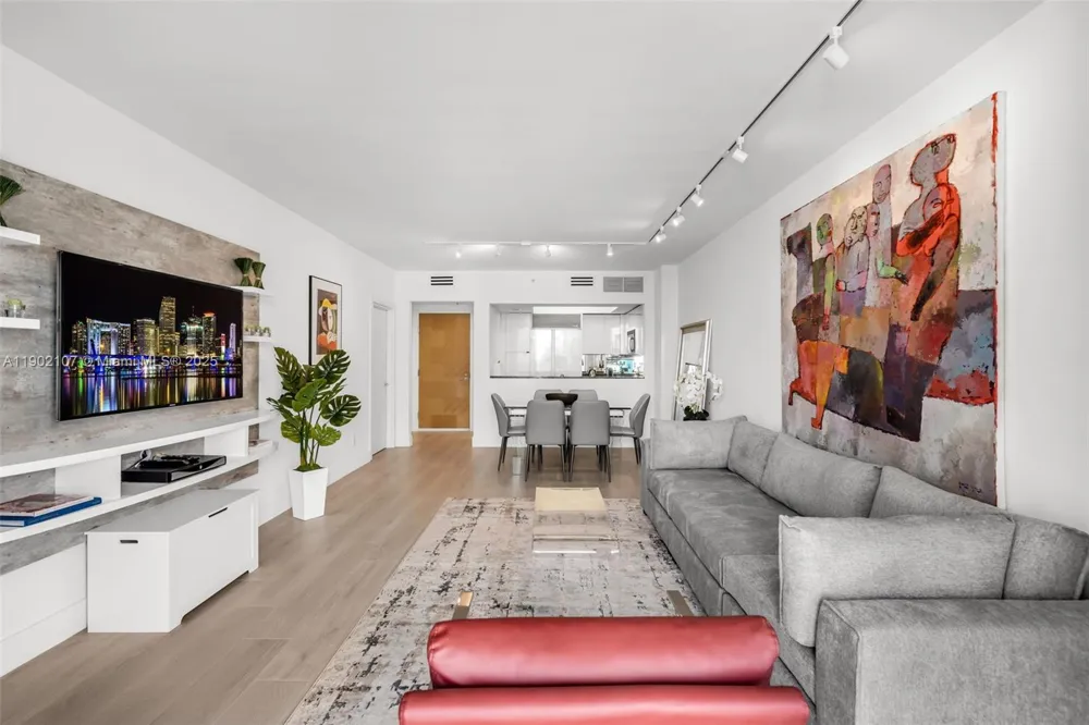 1500 Ocean Dr #1109 Miami Beach, FL 33139