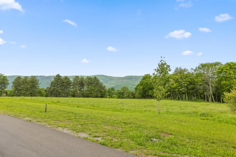35 River Ridge Drive Dunlap, TN 37327