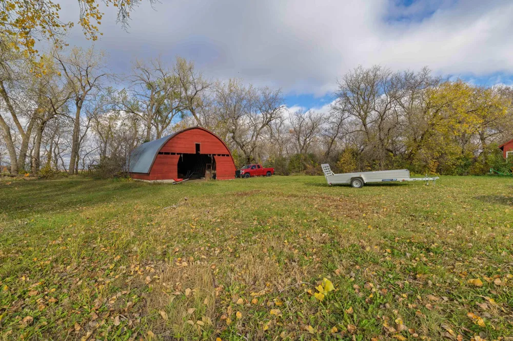 2883 105th Avenue Mahnomen, MN 56557