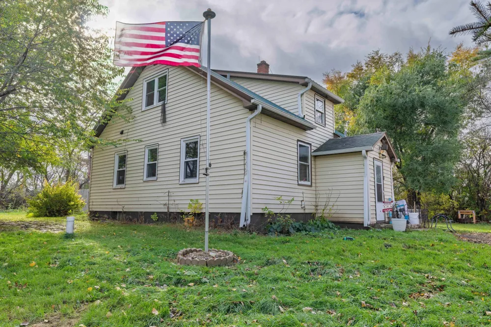 2883 105th Avenue Mahnomen, MN 56557