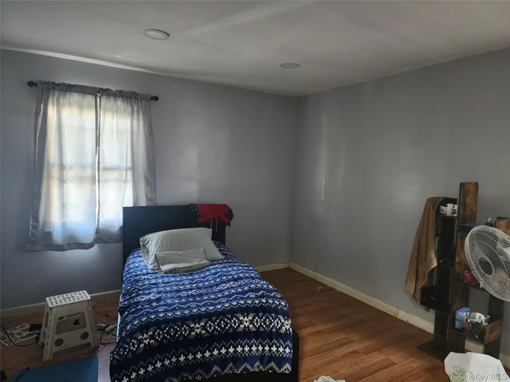 3 Nancy Place East Massapequa, NY 11758