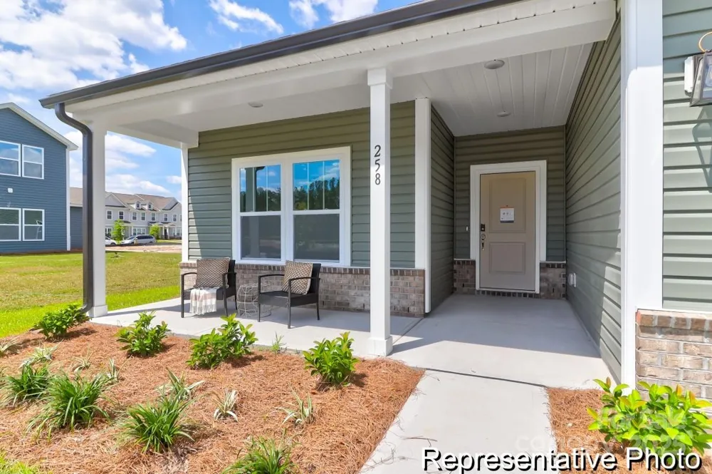 1753 Autumn Banks Way #76p High Shoals, NC 28077