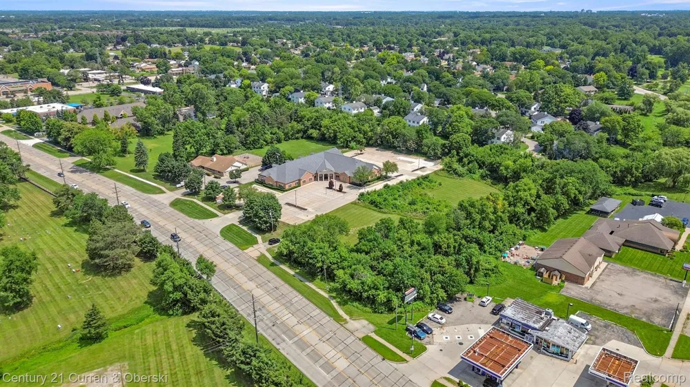 38500 GARFIELD ROAD Clinton Charter Township, MI 48038