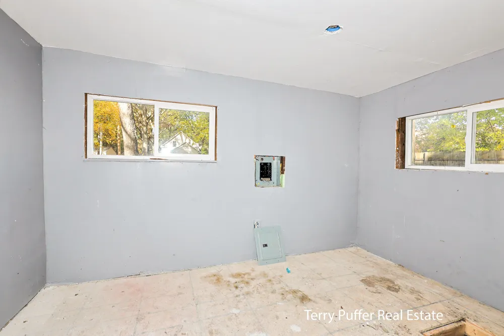 2521 Sanford Street Muskegon Heights City, MI 49444
