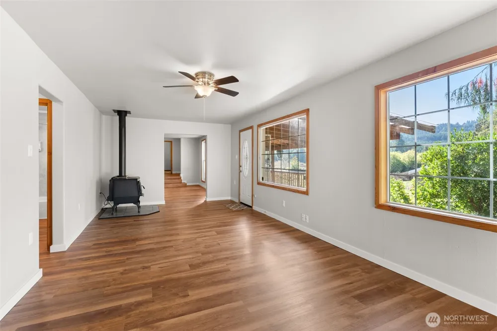 259 10 Tooley Rd Toledo, WA 98591