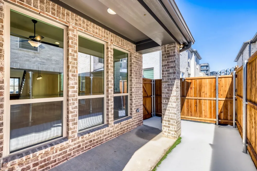 609 Damsel June Street Lewisville, TX 75056