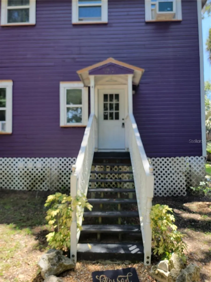 965 NE 2ND STREET #4 ocala, FL 34470