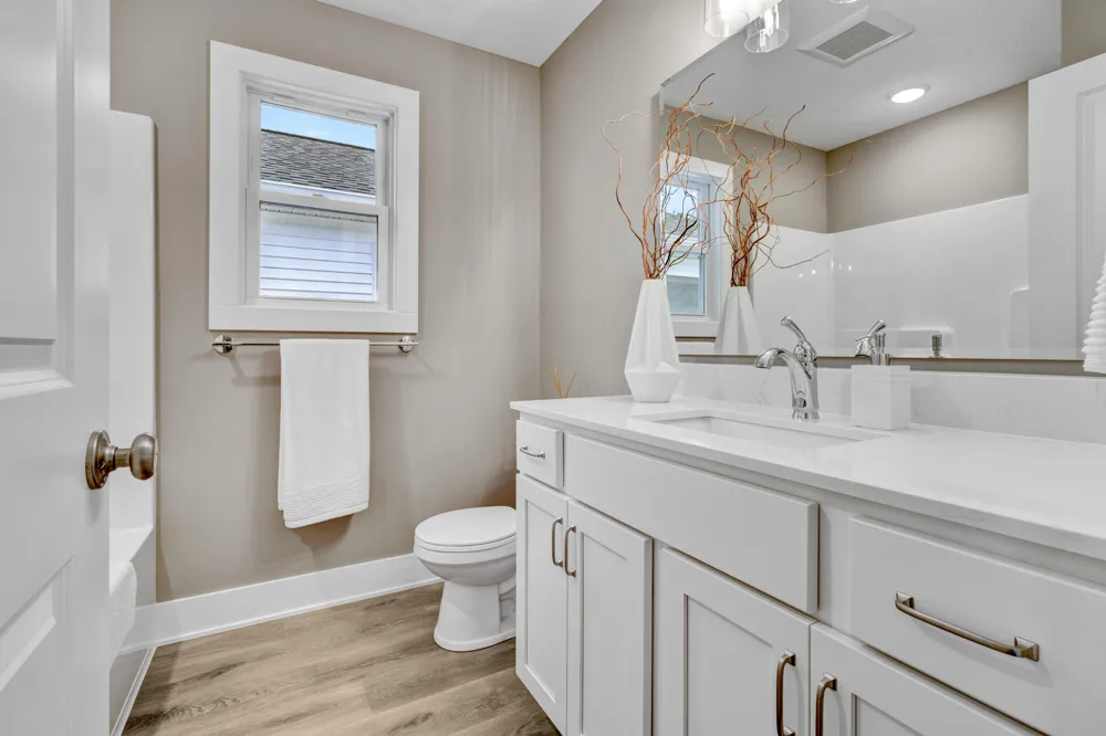 7236 Atwater Drive Norton Shores City, MI 49456