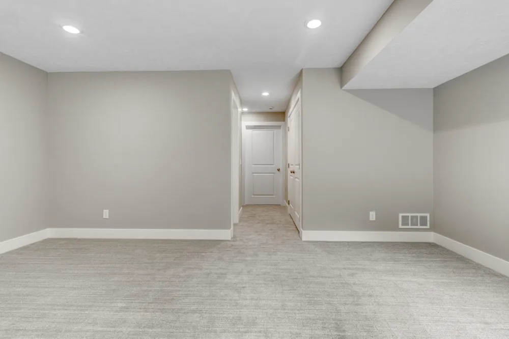 7236 Atwater Drive Norton Shores City, MI 49456