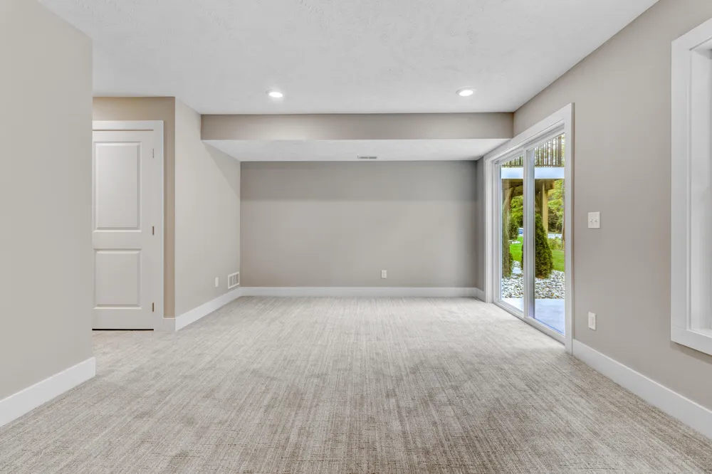 7236 Atwater Drive Norton Shores City, MI 49456