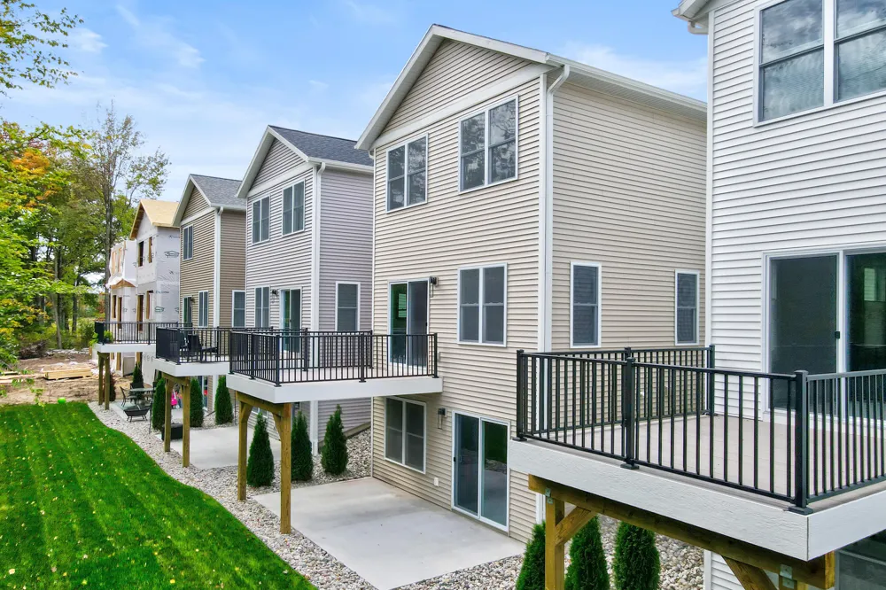 7236 Atwater Drive Norton Shores City, MI 49456