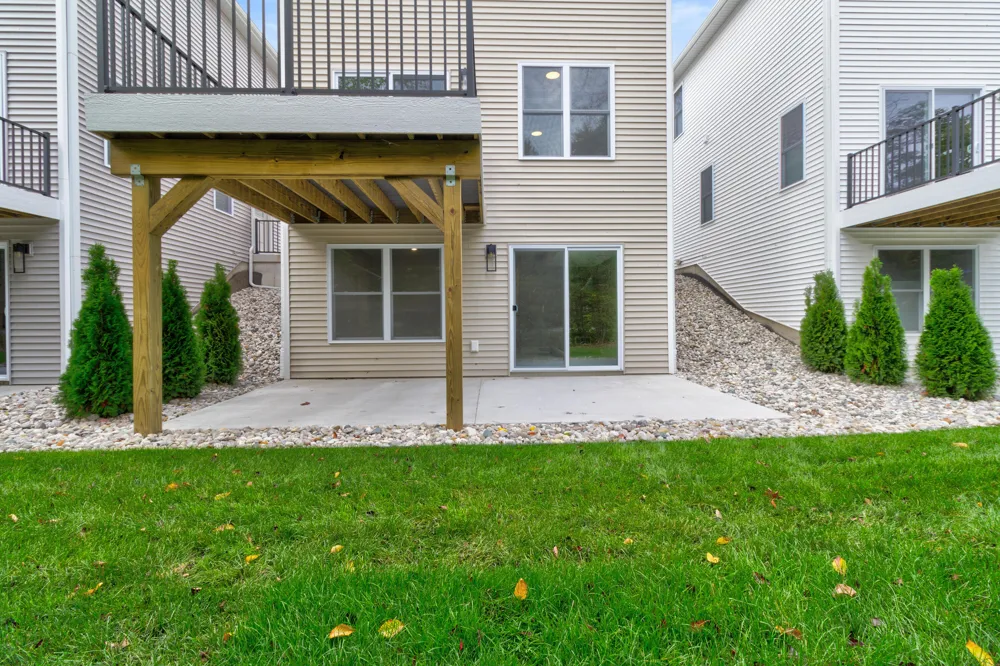 7236 Atwater Drive Norton Shores City, MI 49456