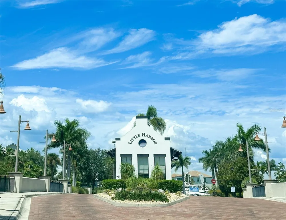 611 DESTINY DRIVE #501 Ruskin, FL 33570