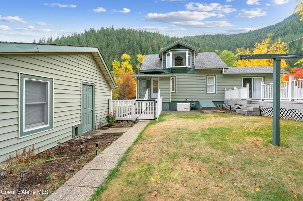 332 Main Street Wardner, ID 83837