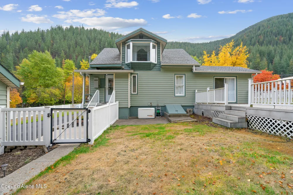 332 Main Street Wardner, ID 83837