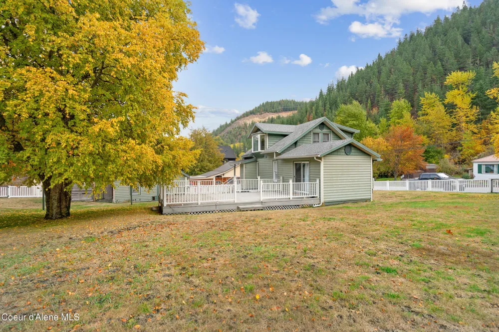 332 Main Street Wardner, ID 83837