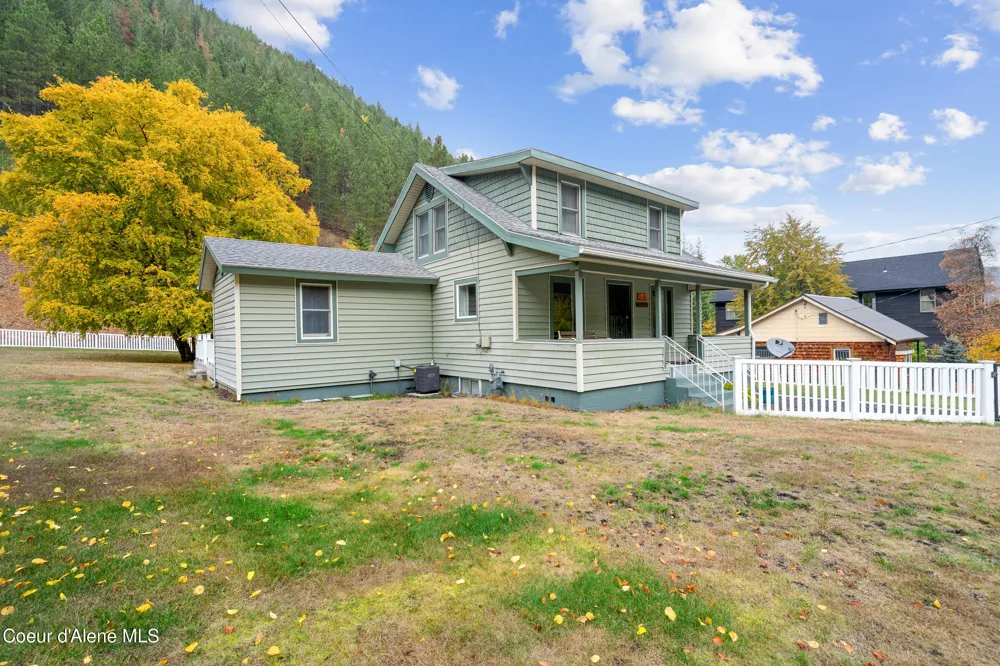 332 Main Street Wardner, ID 83837