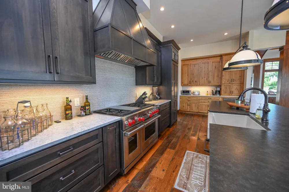47 HOLY CROSS Oakland, MD 21550
