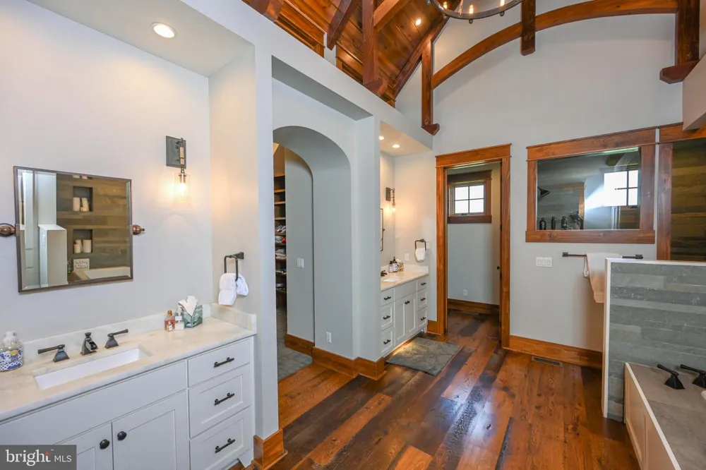 47 HOLY CROSS Oakland, MD 21550